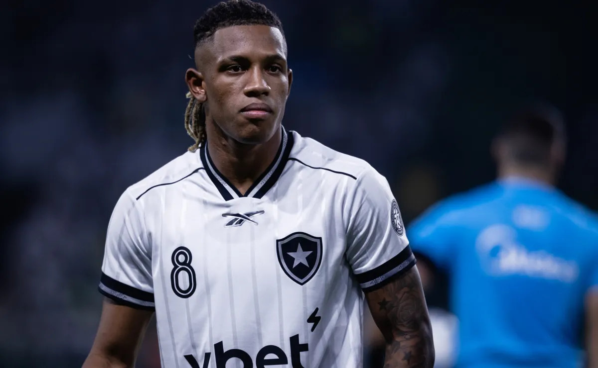 Danilo, do Botafogo, será reserva da Seleção Brasileira na estreia da Copa do Mundo 2026