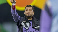 Alex Telles tem futuro indefinido.