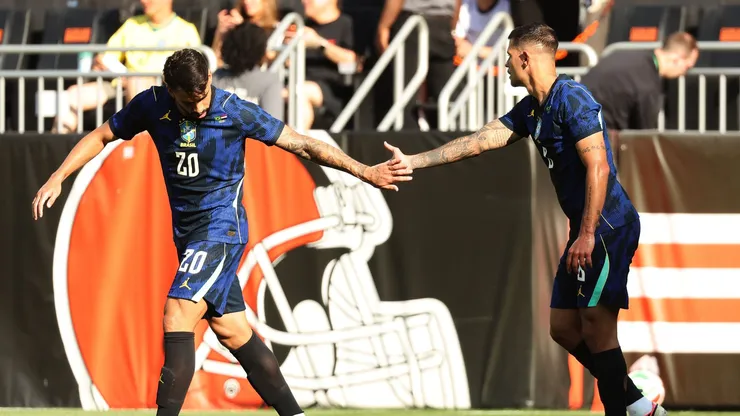 Como chega o meio-campo do Brasil para a estreia na Copa do Mundo — Foto Kirk IrwinGetty Images