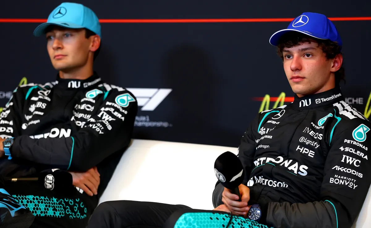 Kimi Antonelli define rivalidade com Russell na Mercedes como “jogos mentais” na Fórmula 1: “Sou o azarão”
