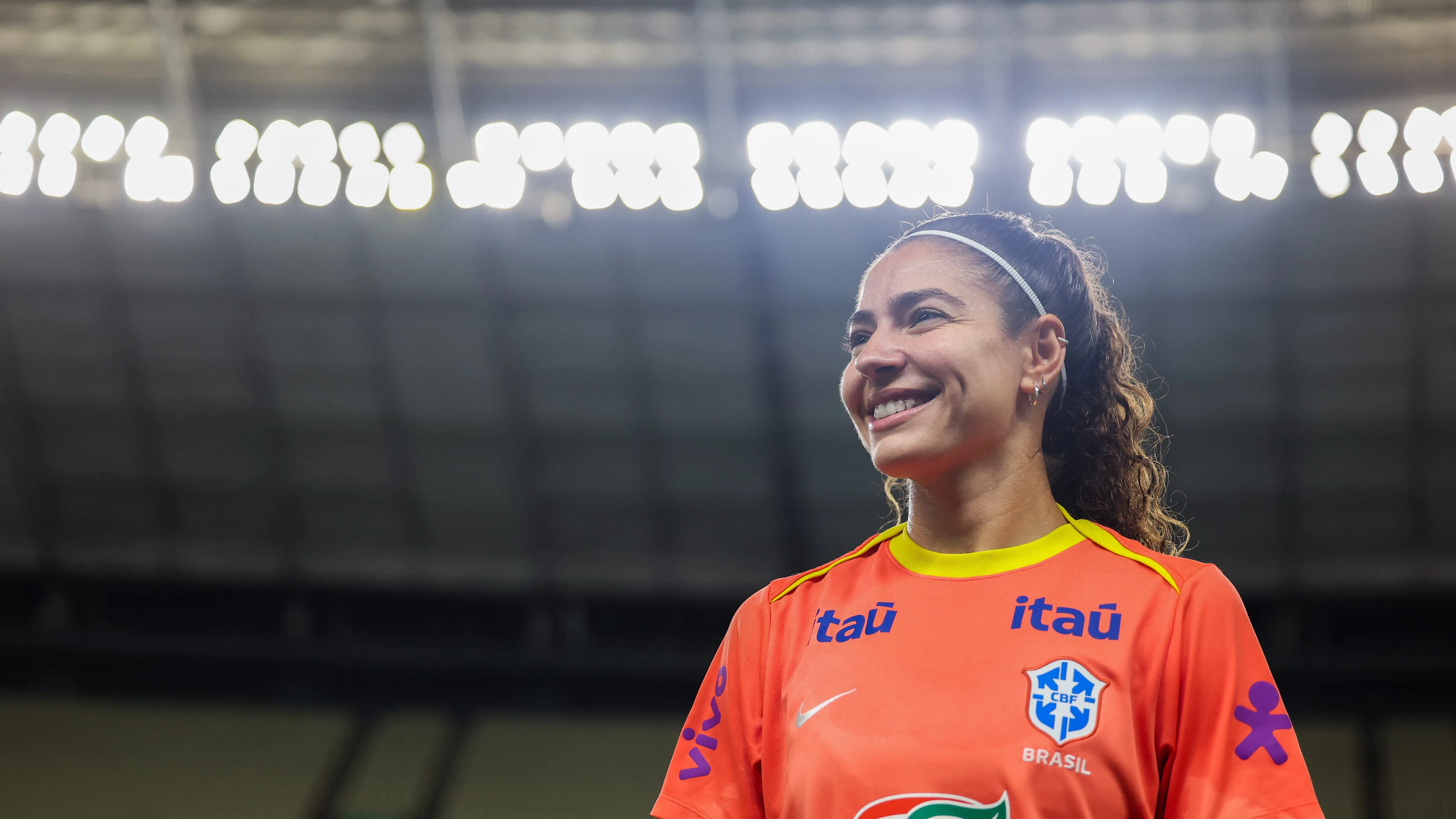 Angelina durante treino em Fortaleza pela Seleção Feminina