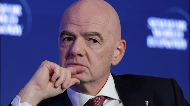 Infantino diz que Fifa "não controla tudo" após árbitro ser barrado nos EUA