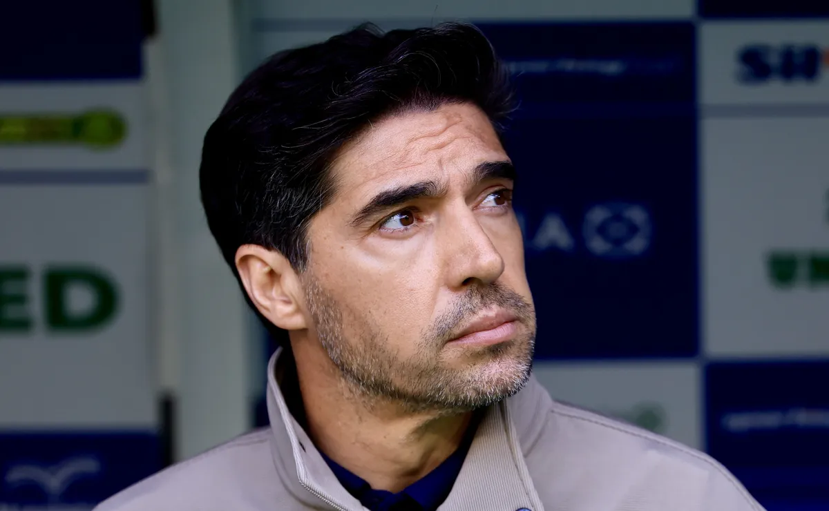 Abel Ferreira entra na mira do Fulham para a temporada europeia e pode sair do Palmeiras