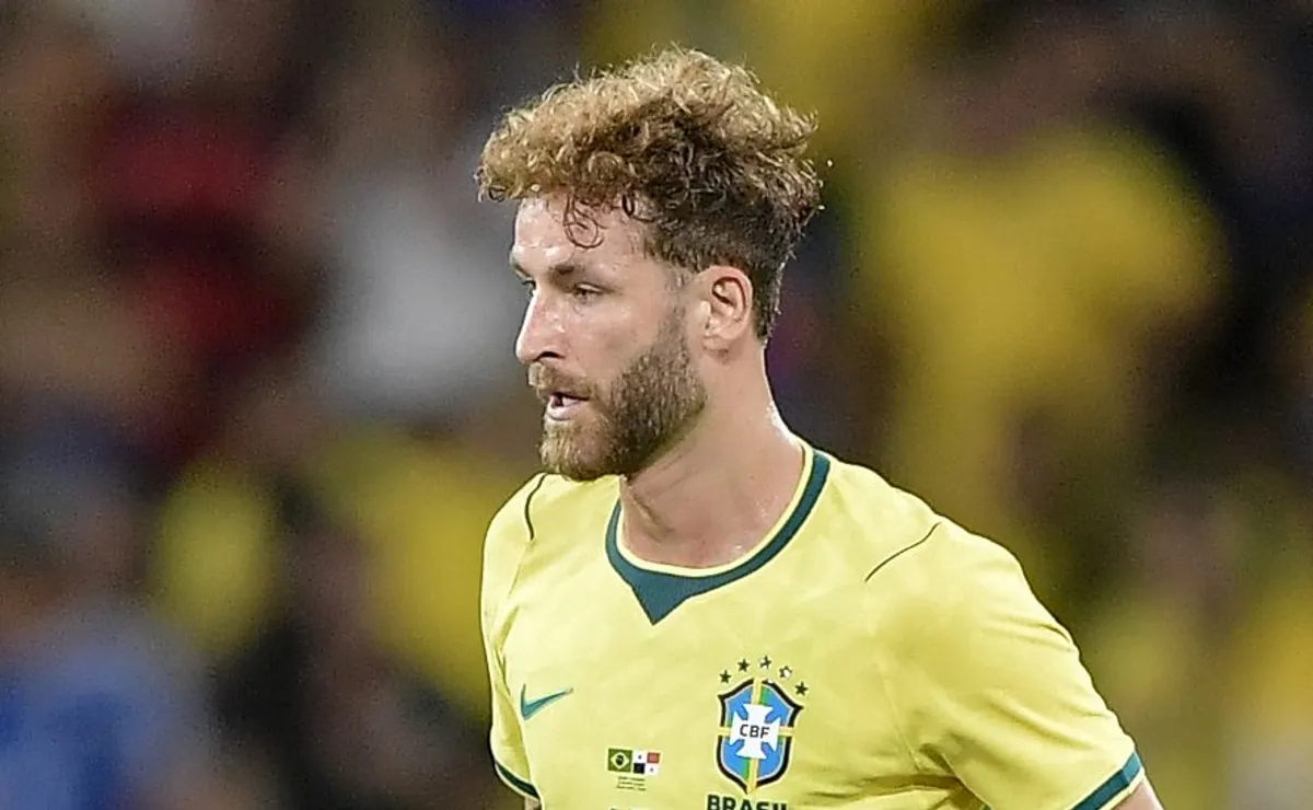 Léo Pereira não pensa em trocar Flamengo por Europa, mesmo valorizado com Copa