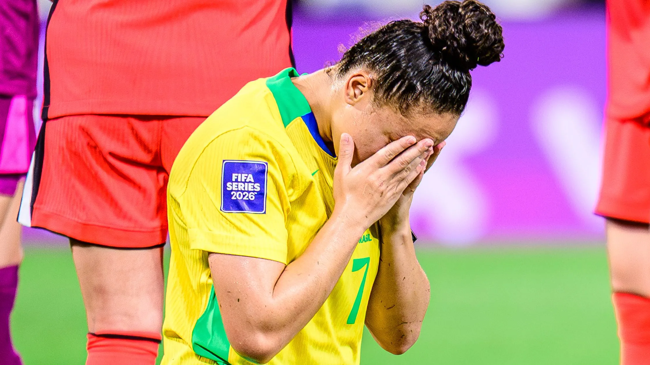 Dudinha durante o FIFA Series pela Seleção Feminina
