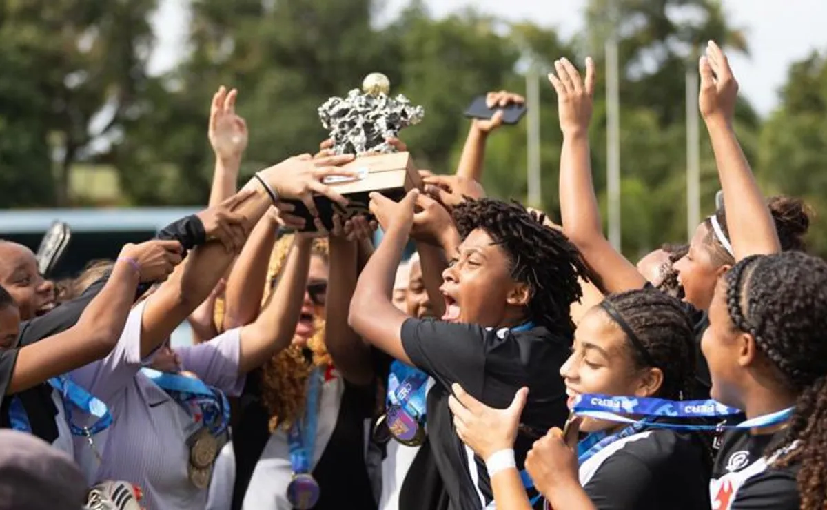 Vasco conquista título da Copa Rio Feminina Sub-17 e reafirma força na base