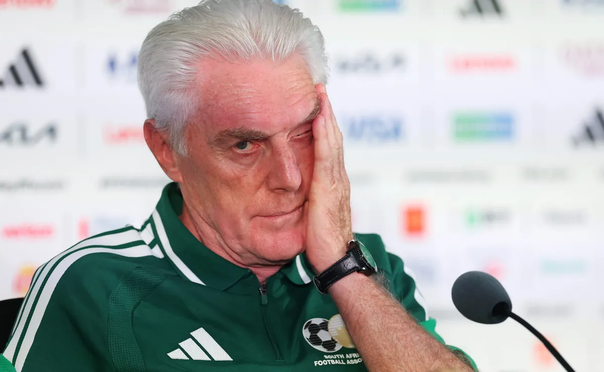 Hugo Broos aponta problemas da Copa do Mundo de 2026 antes de estreia contra o México