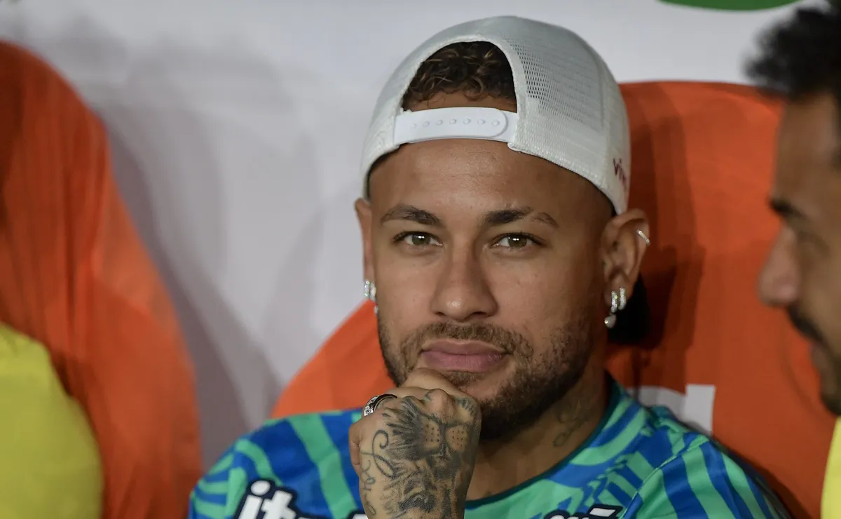 Vampeta questiona privilégio de Neymar na Seleção durante a Copa do Mundo