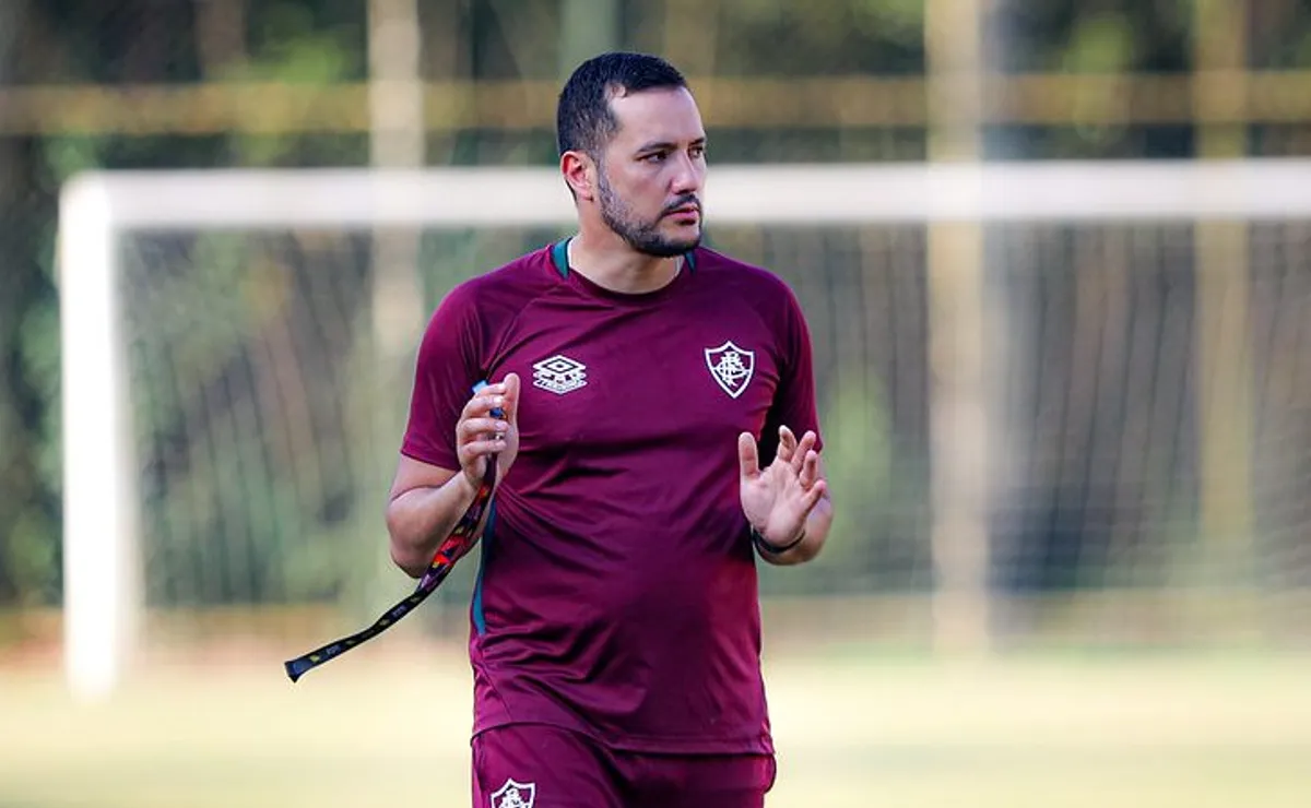 Saulo Silva detalha trabalho do Fluminense durante o recesso e projeta retorno: “Firme e forte”