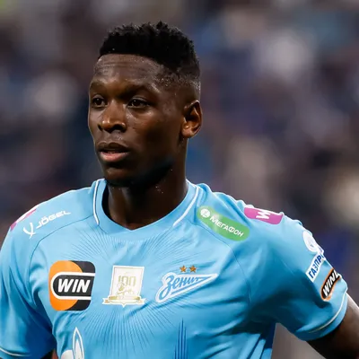 Luiz Henrique conversa com clube europeu para deixar o Zenit