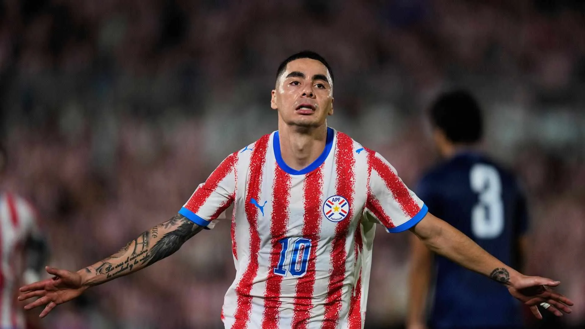 Miguel Almiron é o principal destaque do Paraguai para a Copa de 2026. Foto: Associated press / Alamy.