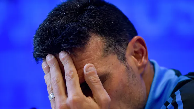 Scaloni fica preocupado com lesão de Tagliafico às vésperas do início da Copa do Mundo