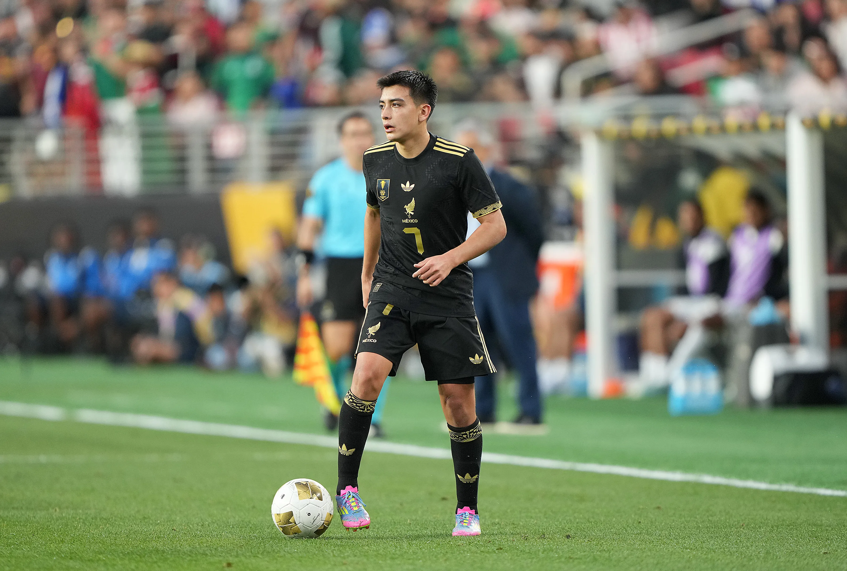 México aposta no jovem Gilberto Mora. Foto: Thearon W. Henderson/Getty Images