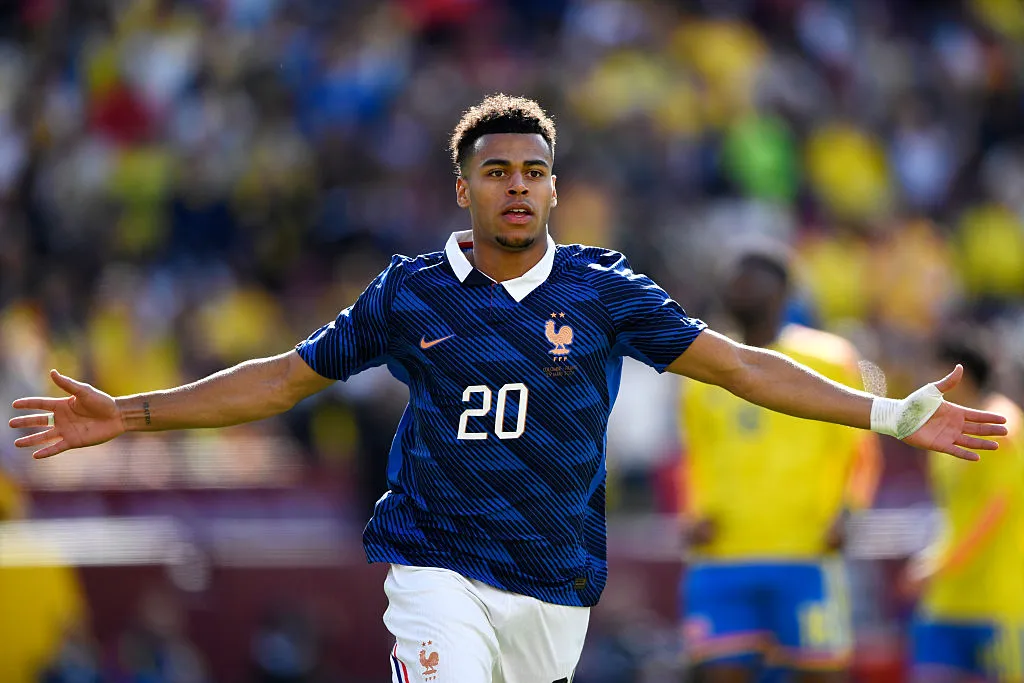 Camisa principal da França. Foto: Hannah Foslien/Getty Images