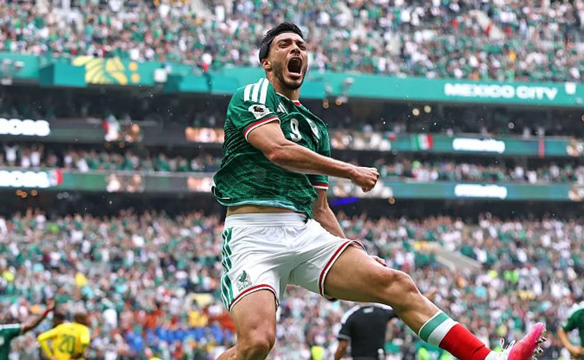 Raúl Jiménez marca pela primeira vez em uma Copa do Mundo aos 35 anos e México vence África do Sul