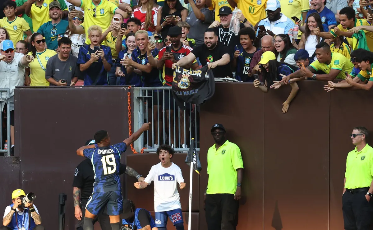 O abraço que Endrick procura e o Brasil parece pronto para dar