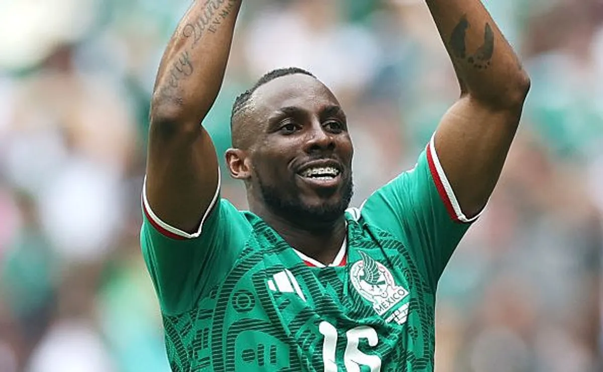 Autor do primeiro gol da Copa, Quiñones se naturalizou mexicano após ser ‘esquecido’ pela Colômbia