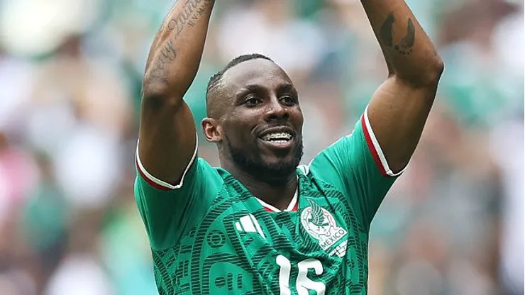 Julian Quinones, atacante do México. Foto: Carl Recine/Getty Images