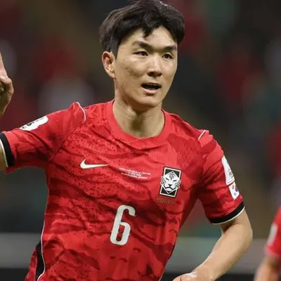 Hwang In-beom ofusca Son e lidera virada da Coreia diante da Tchéquia