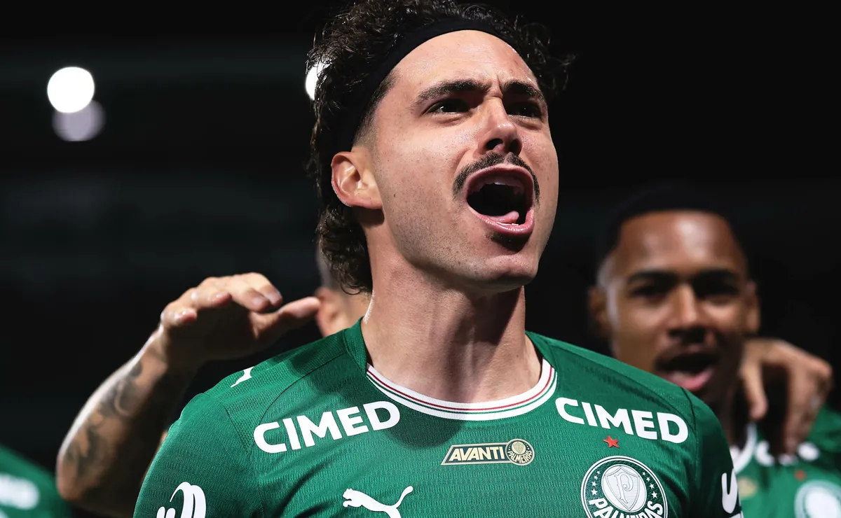 Maurício deve ganhar vaga de titular na estreia do Paraguai contra os Estados Unidos