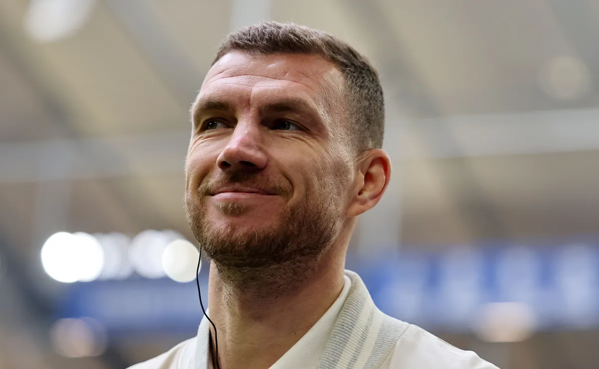 Džeko treina normalmente e presença em Canadá x Bósnia mexe com expectativa na Copa do Mundo