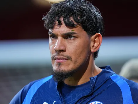 Gómez carrega confiança do Paraguai em estreia na Copa contra EUA
