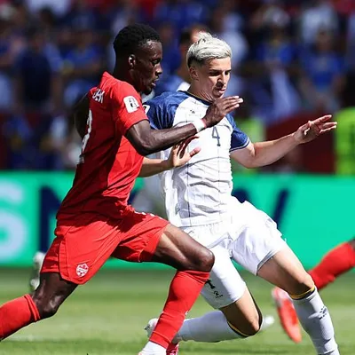 Canadá e Bósnia empatam em jogo movimentado do grupo B da Copa