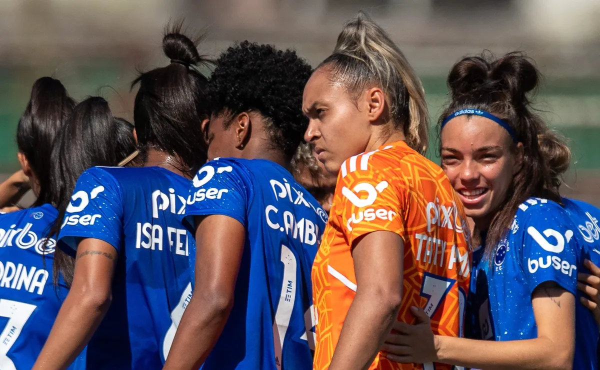 Cruzeiro enfrenta sequência de lesões de LCA e vê mais de 20% do elenco feminino no departamento médico