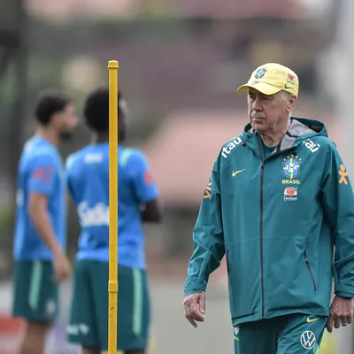 Ancelotti mostra irritação após empate do Brasil