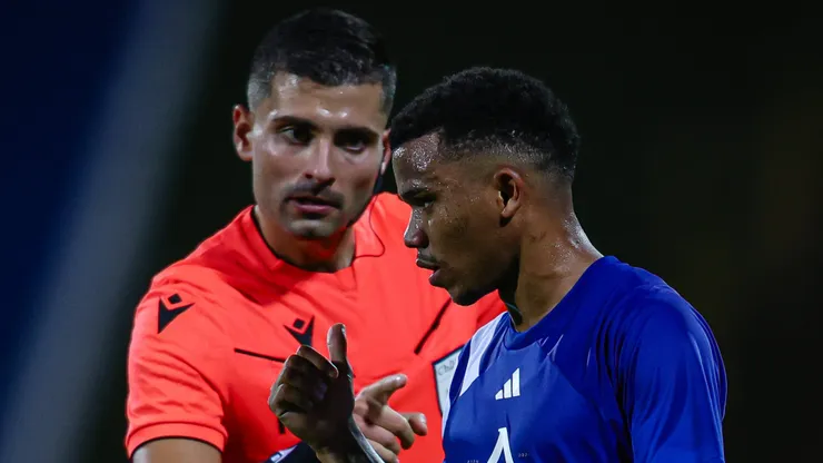 Maicon Araújo deixou Nova Iguaçu rumo à Bulgária e vem fazendo sucesso no Levski Sofia