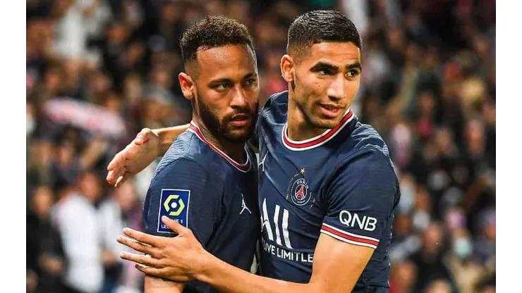 Hakimi demonstra carinho por Neymar, mas lamenta ausência do craque em Brasil x Marrocos. Foto: Frank/Getty Images