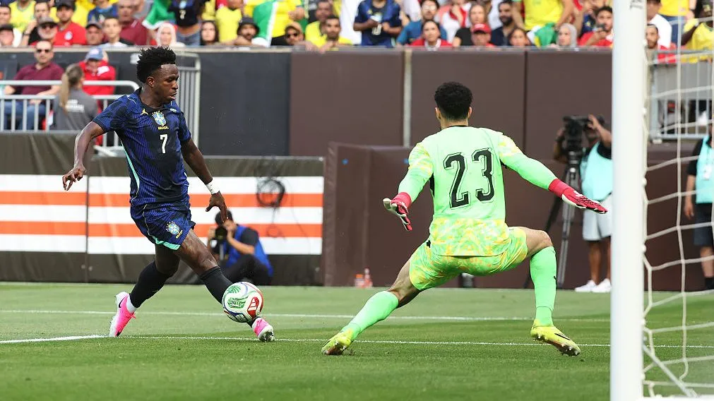 Vini pela Seleção. Foto: Kirk Irwin/Getty Images