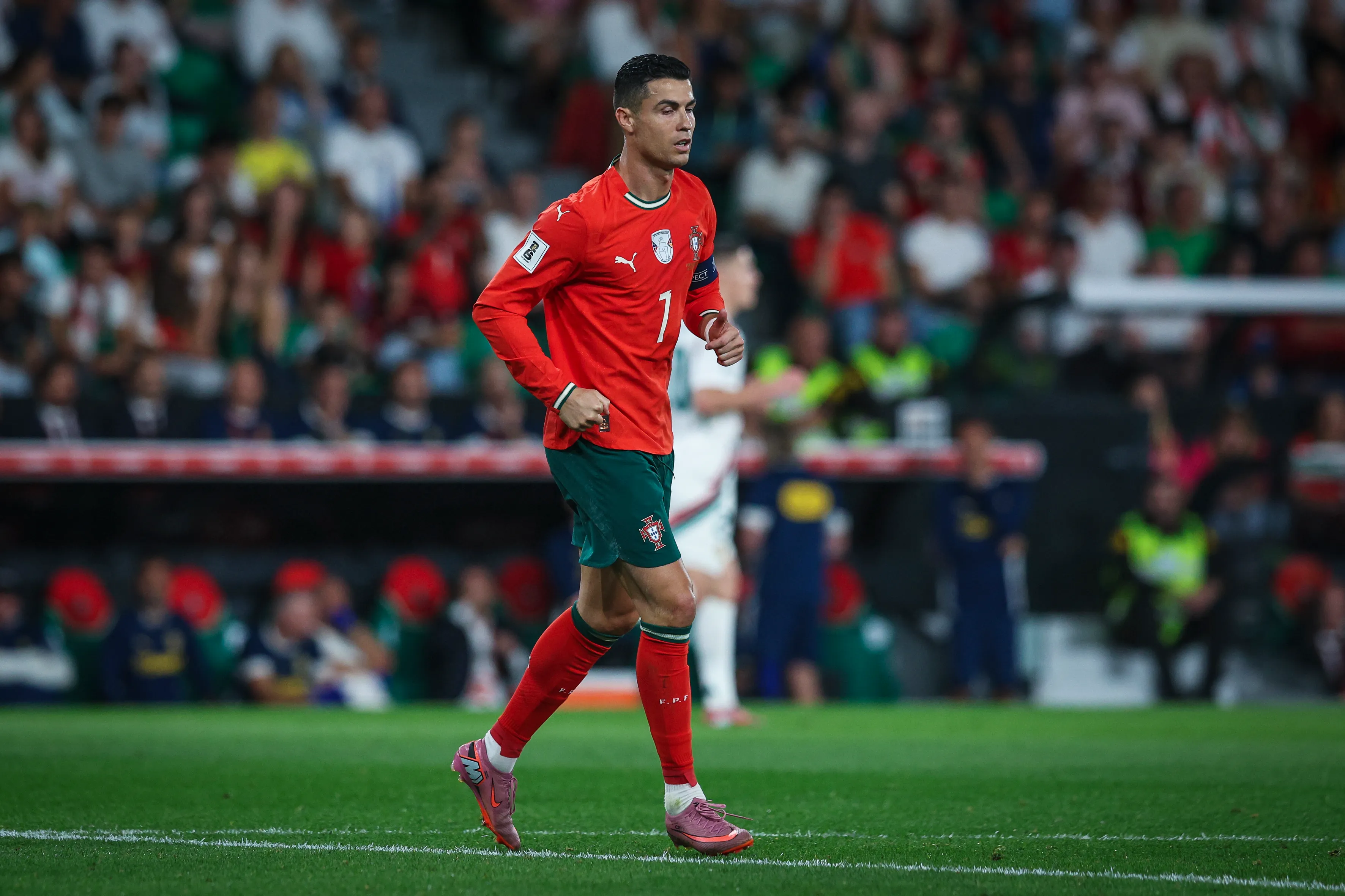 Cristiano em partida por Portugal. Photo by Carlos Rodrigues/Getty Images