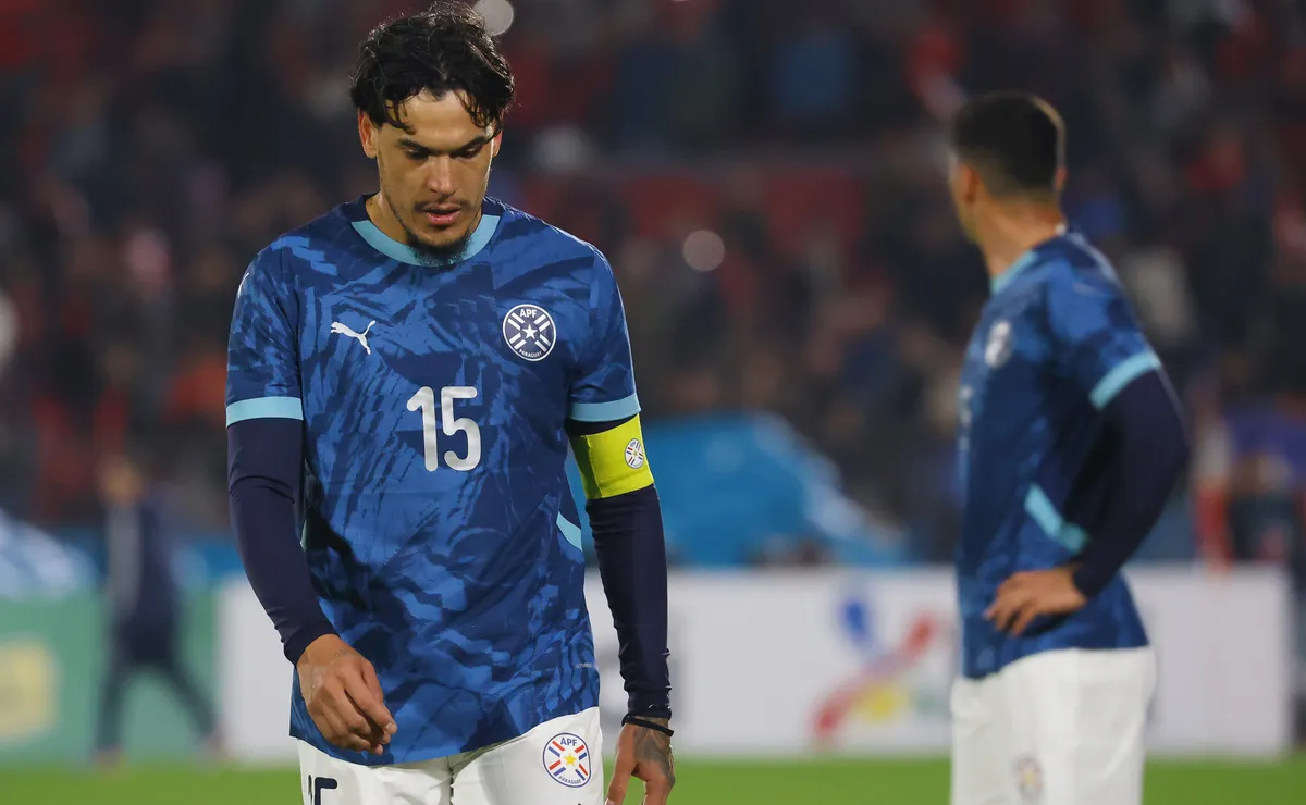 Gustavo Gómez é fortemente criticado por desempenho em Estados Unidos x Paraguai “Muito mal”