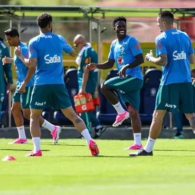 Jogadores da estreia de 2022 seguem na Seleção; veja