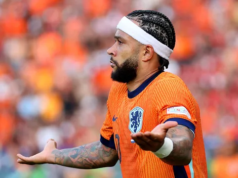 Memphis deve começar no banco em Holanda x Japão