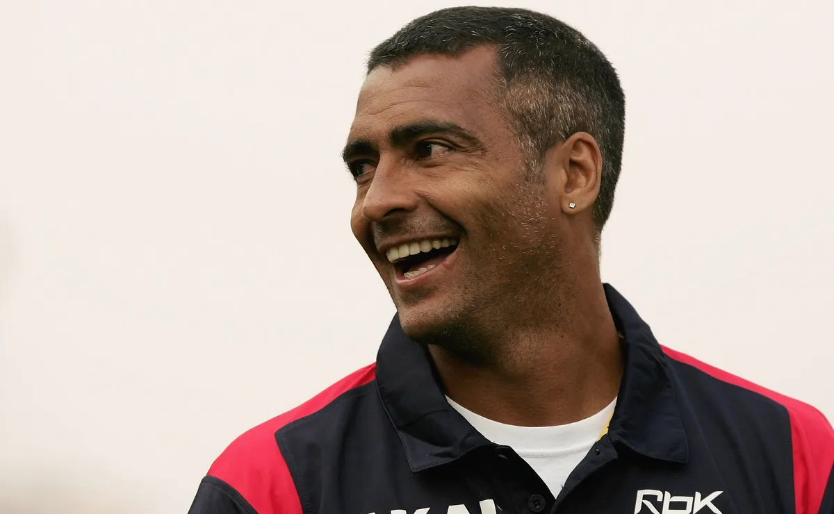 Romário discorda de Carlo Ancelotti sobre estreia do Brasil na Copa do Mundo