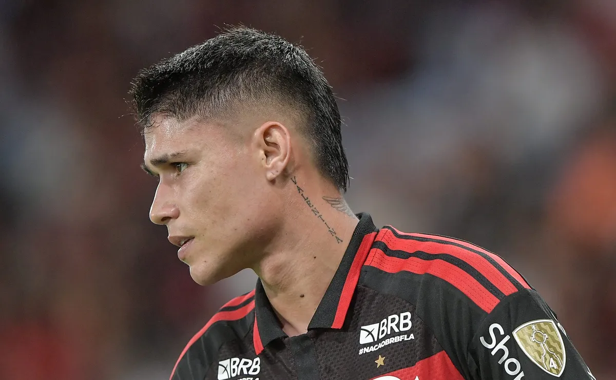 Flamengo aceita venda de Luiz Araújo para o Al-Sadd caso a proposta seja de R$ 70,5 milhões