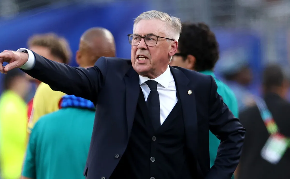 Walter Casagrande detona escolhas de Carlo Ancelotti após empate do Brasil na estreia da Copa do Mundo