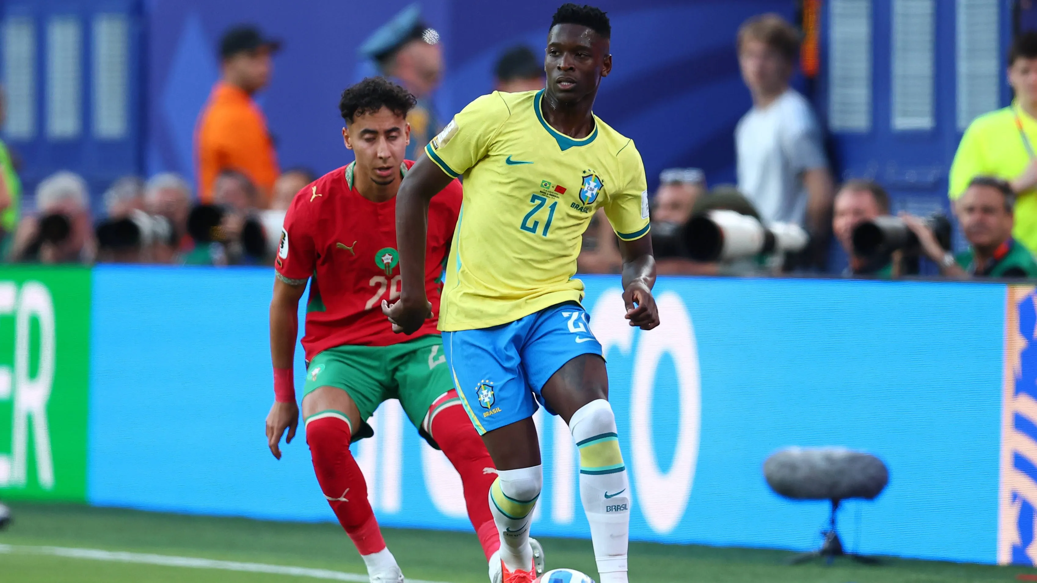 Luiz Henrique. Foto: Paul Terry/IMAGO/Sportimage