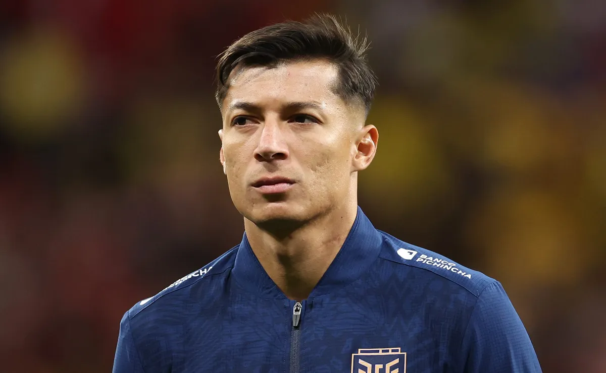 Equador estreia na Copa do Mundo com Alan Franco entre os titulares, enquanto Minda é dúvida