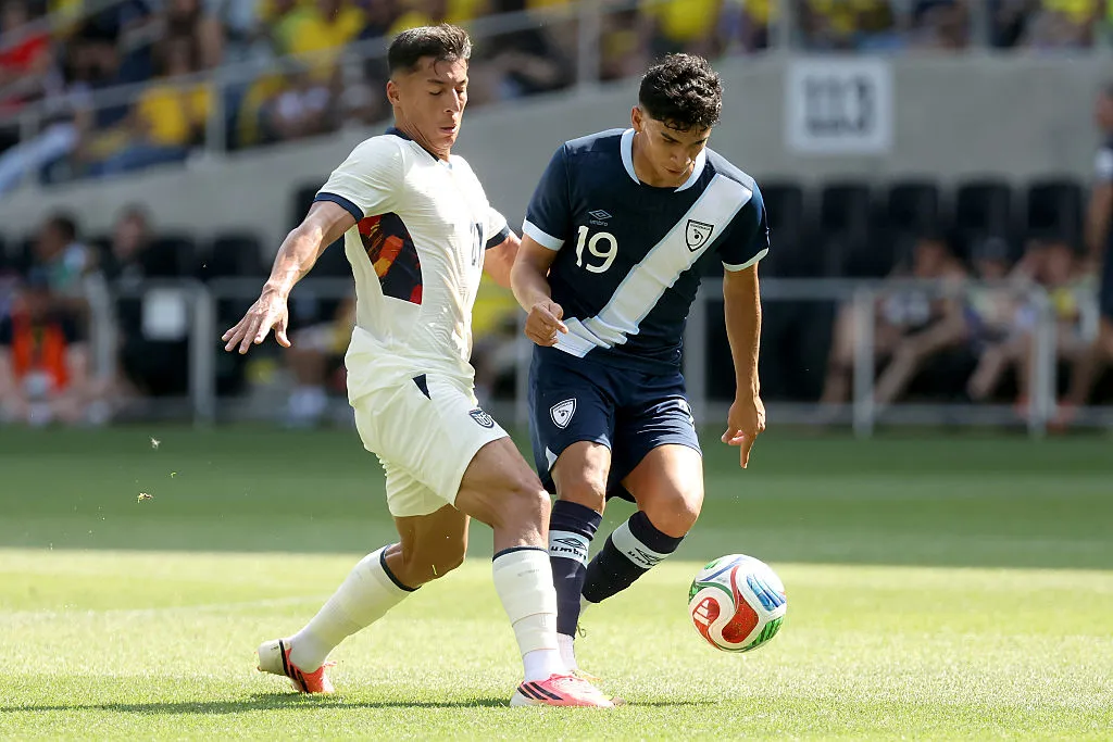 Alan Franco durante partida pelo Equador. Foto: Kirk Irwin/Getty Images