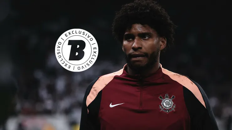 Hugo Souza tem contrato vigente com o Corinthians.