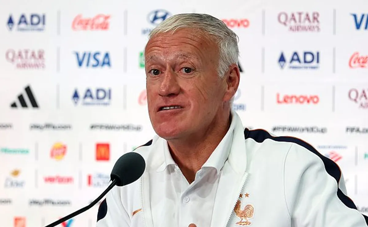 Técnico da França, Deschamps, vê Espanha como a favorita a vencer a Copa do Mundo