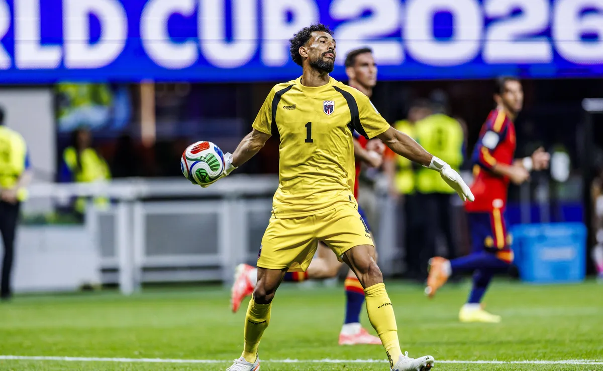 Vozinha para Espanha, vira herói de Cabo Verde e rouba a cena na Copa do Mundo 2026