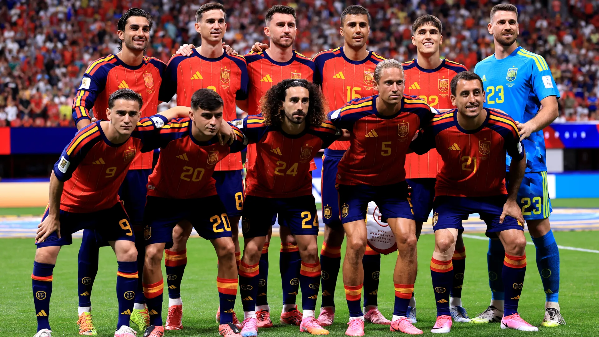 Jogadores da Espanha antes do duelo contra Cabo Verde – Foto: Buda Mendes/Getty Images