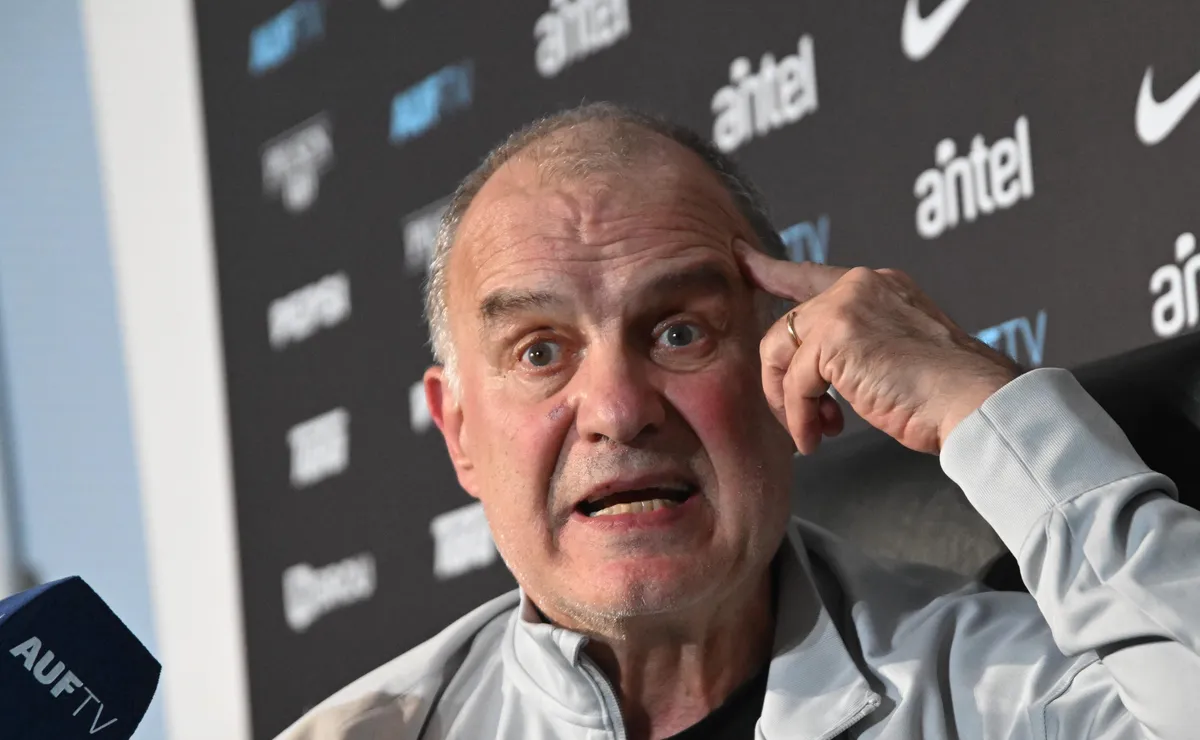Sem Arrascaeta, Bielsa prepara escalação do Uruguai com Darwin Núñez e Viñas no ataque