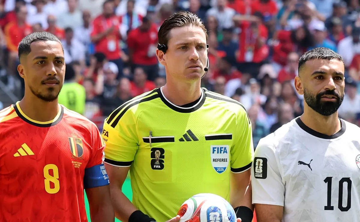 Árbitro brasileiro Ramon Abatti Abel estreia com atuação segura no empate entre Bélgica e Egito