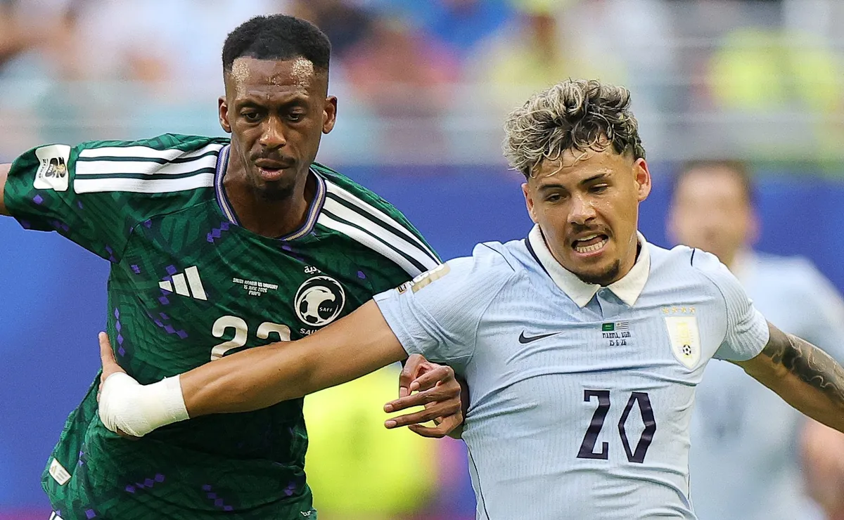 Uruguai reage no segundo tempo e busca empate contra Arábia Saudita na estreia da Copa do Mundo