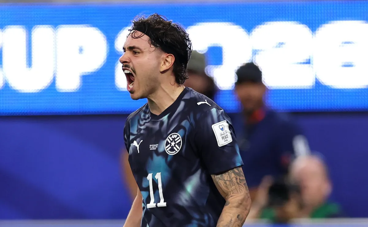 Mauricio ganha espaço na Seleção Paraguai e pode ser titular diante da Turquia